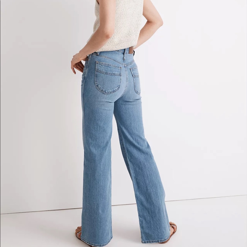 Madewell High-Rise Flare Jeans in Conwell Wash